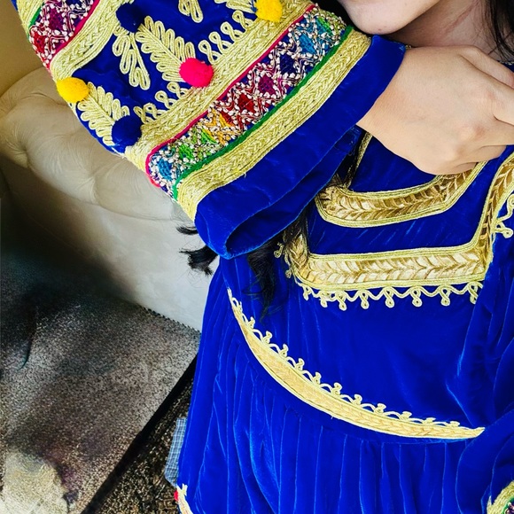 Hand made embroidered vintage coat/chapan - Picture 7 of 7